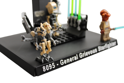 Support d’exposition LEGO Star Wars - 8095 General Grievous Starfighter