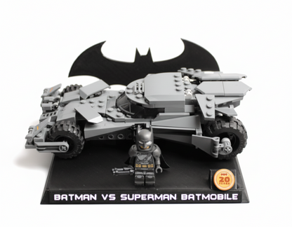 Support d’exposition LEGO DC Batman - 76331 Batman vs Superman Batmobile